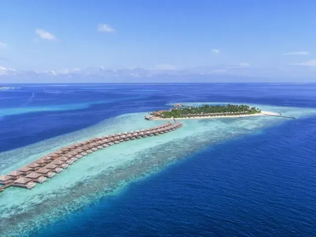 Hurawalhi Island Resort photo 3