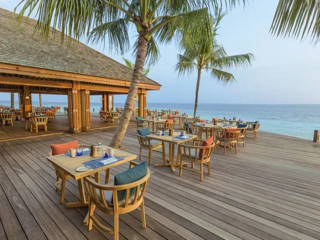 Hurawalhi Island Resort photo 5