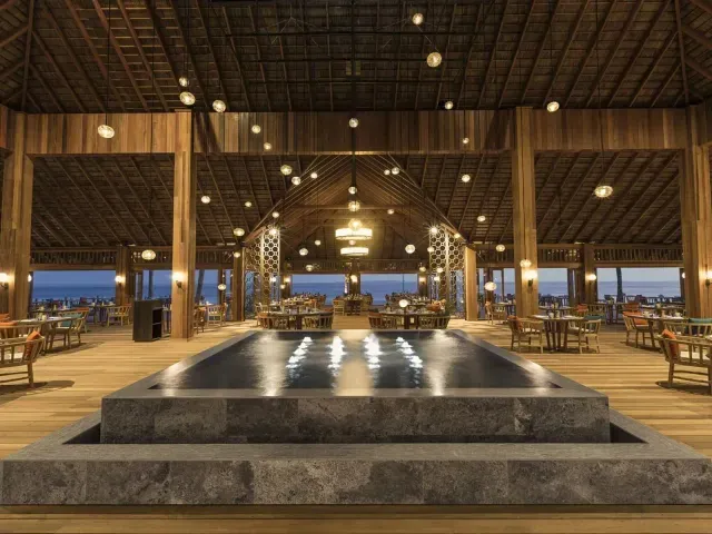 Hurawalhi Island Resort photo 6