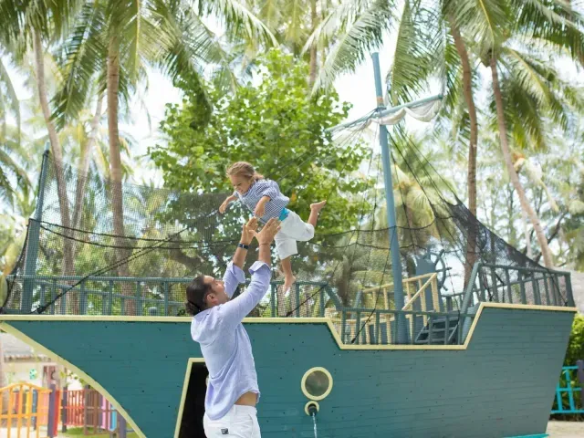 LUX* South Ari Atoll photo 3