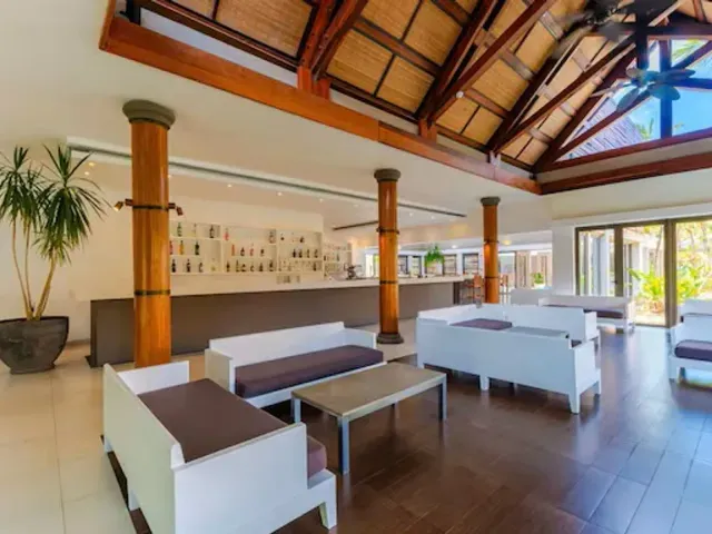 Crystals Beach Resort photo 7