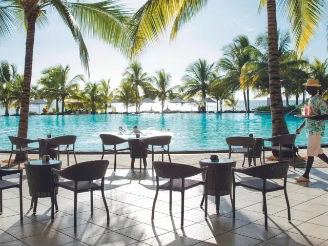 Victoria Beachcomber Resort & Spa photo 7