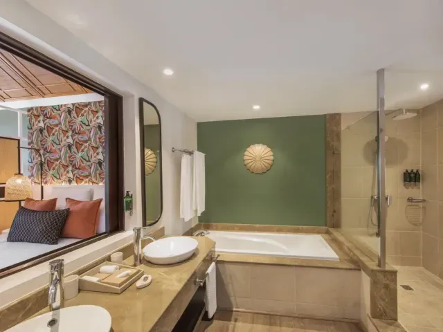 Victoria Beachcomber Resort & Spa photo 9