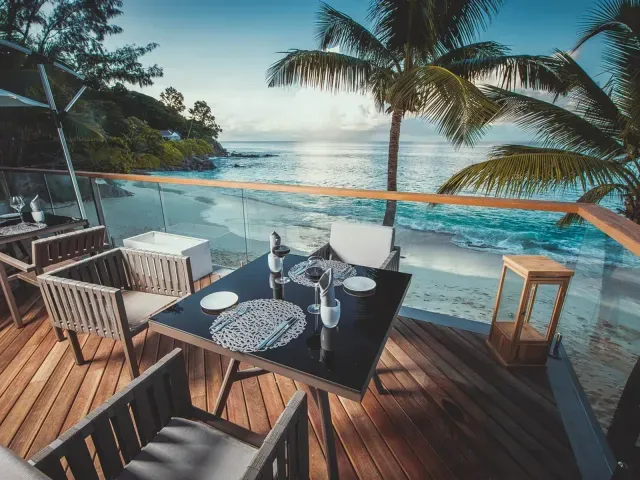Carana Beach Hotel photo 8