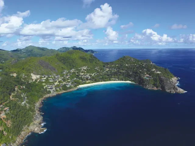 Four Seasons Resort Seychelles photo 2